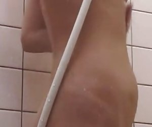 Milf Asian cael ei ass creampie